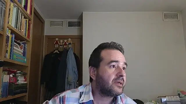 curiosillo83 webcam