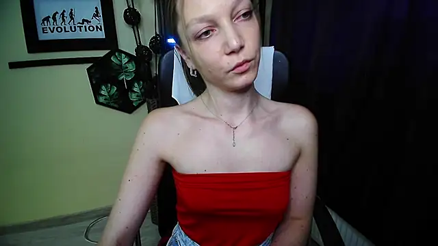 EmillyPlay webcam