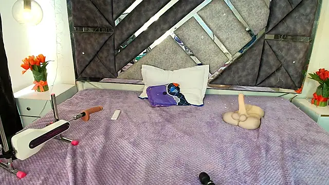 MysticMature webcam