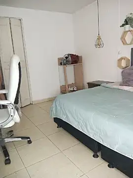 Elenna__ webcam