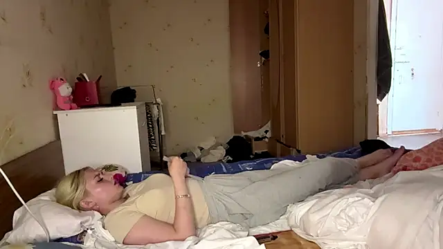 Sophia_Blonde webcam