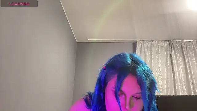 Stefani_Art webcam