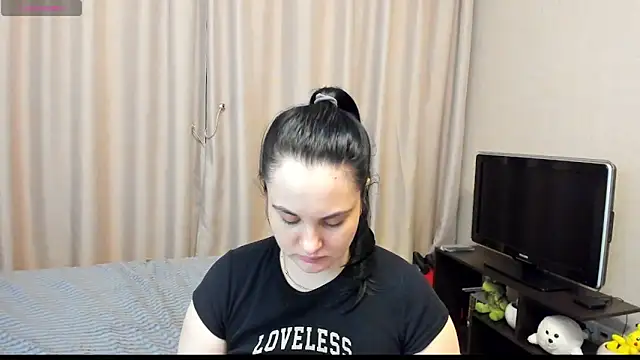 AlanaBrox webcam