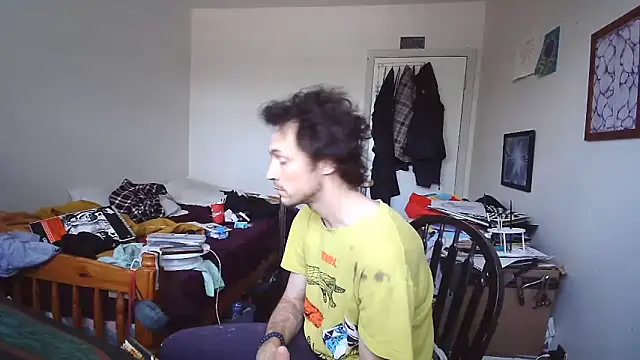 JohnnyMoves webcam
