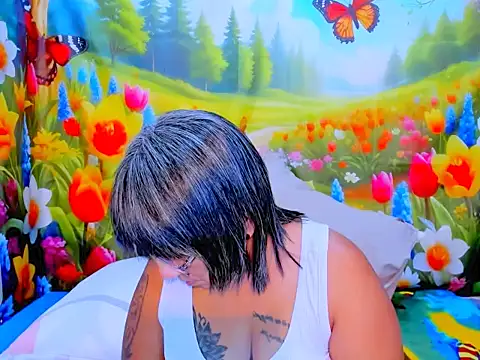 indianroxy webcam