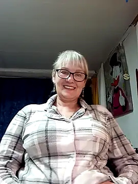 irinamaux live sex cam