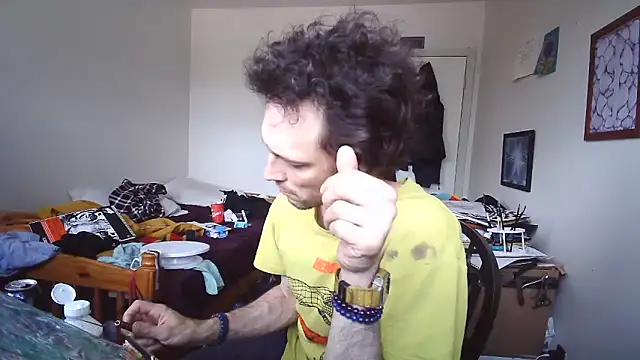 JohnnyMoves webcam