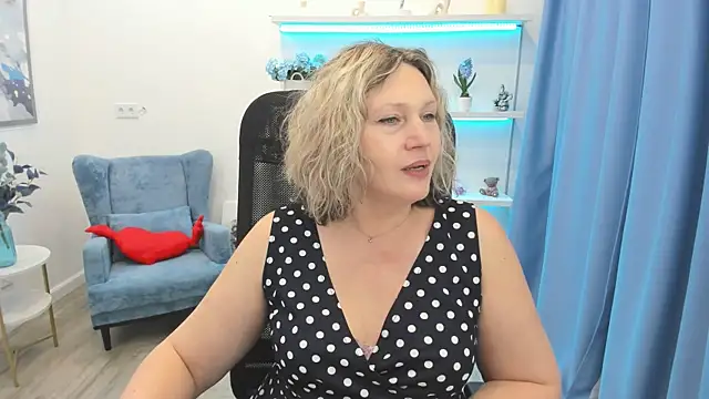 NinaStarle webcam