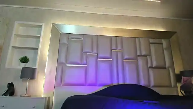 ZoeTaylorl webcam