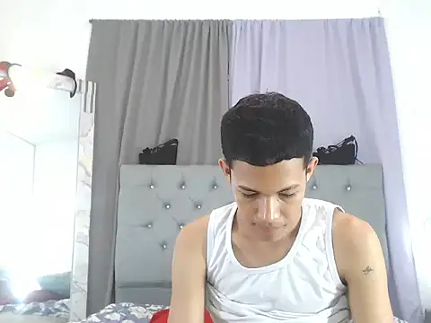 PhillipCox live cam