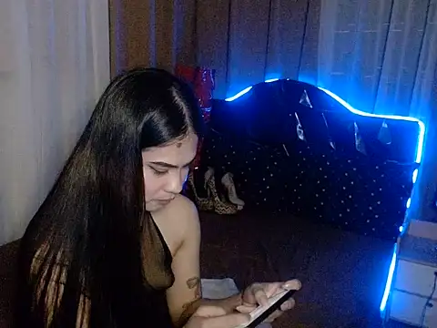 AshantTsiBigCock webcam