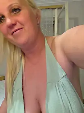 Mayci1984 webcam
