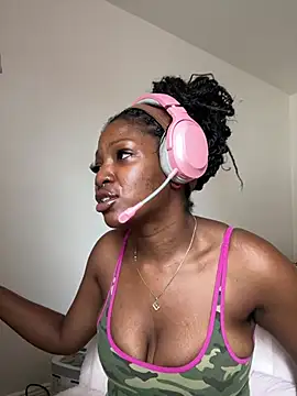 mochakaia live cam