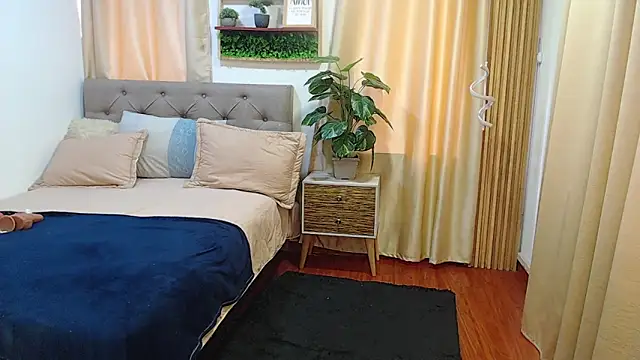 sasi_luna webcam