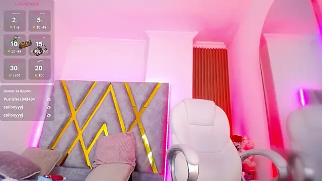 Lizza_Jones webcam