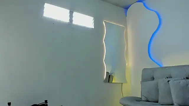 ArohomLester_ webcam