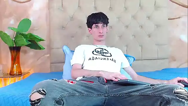 Luke_Carter webcam