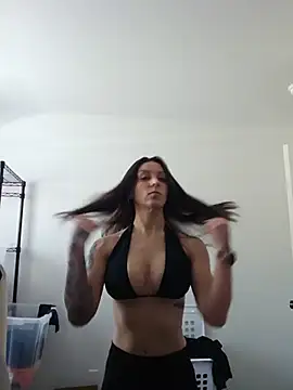 LilyOrion webcam