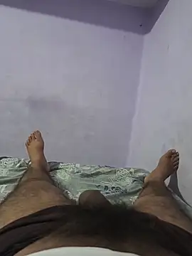 indiandaddy0 (M twink) - Masturbate