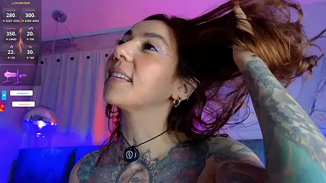 Evangelyne_1 webcam