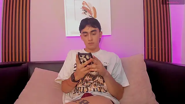 Valentino_swee webcam