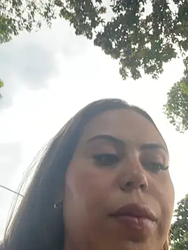 lariic live sex cam