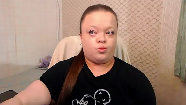 Janiffer_MiMi webcam