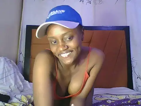 Ellaa_doll webcam