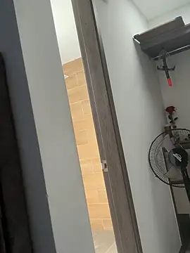 Andrew_Johnnson webcam