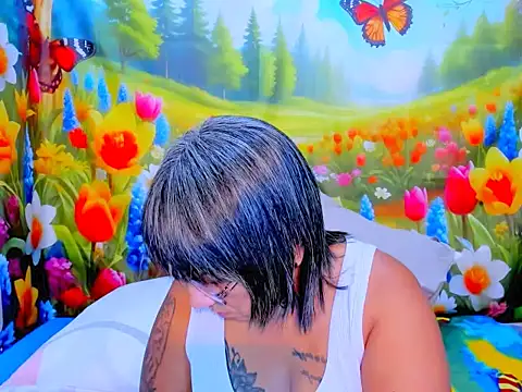 indianroxy webcam