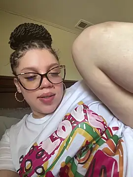 QueenNuttCollector webcam