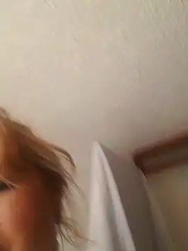 Kazsandraa webcam