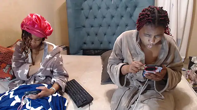 EbonyEssence webcam