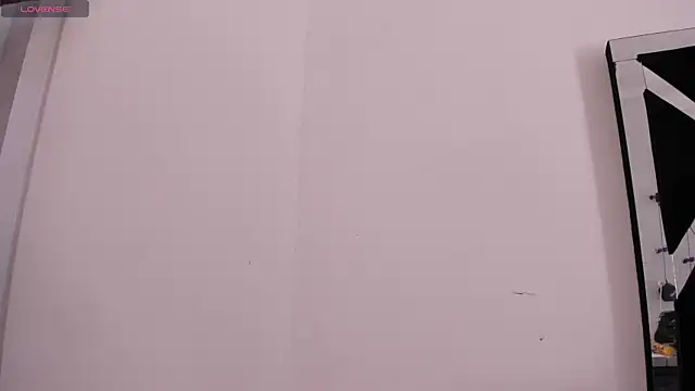 Anniewine_ webcam