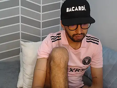 thomass1018 webcam