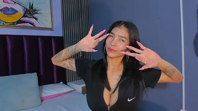 LauraAristizabal webcam