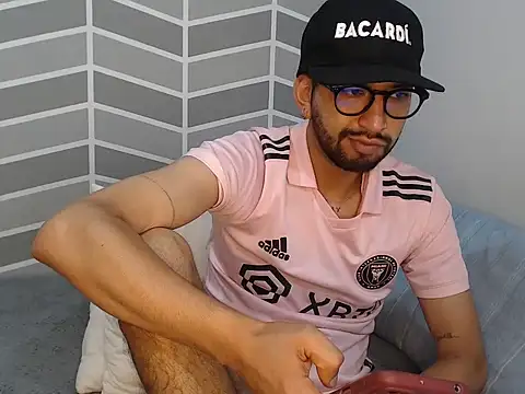 thomass1018 webcam