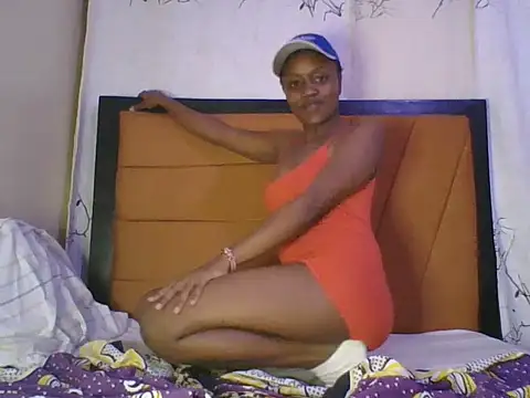Ellaa_doll webcam