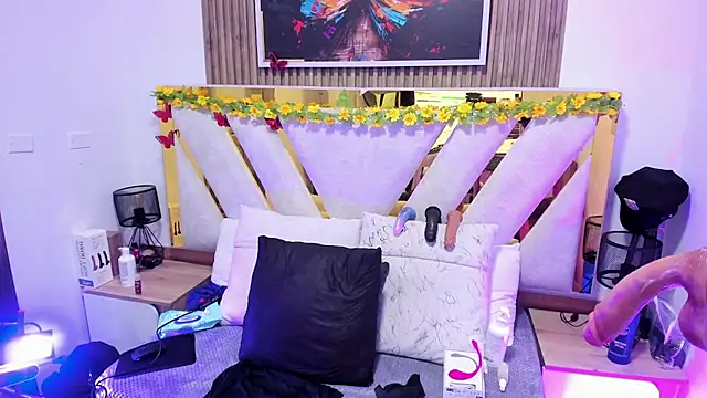 Luna_Naughty1 webcam