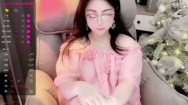 Monica-666888- webcam