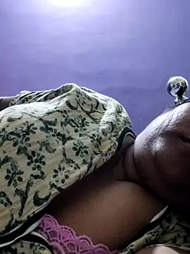 yamini1431 webcam
