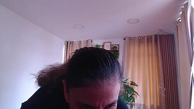 sasi_luna - Sasi_luna's free webcam - UK Sex Cams