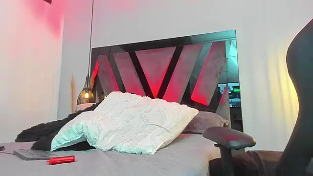 antonella_zapata webcam
