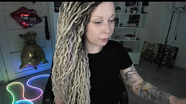 HoneySallyMoore webcam
