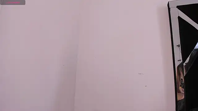 Anniewine_ webcam