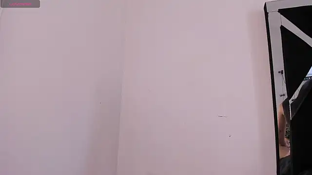 Anniewine_ webcam