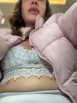 Irresistible24 webcam