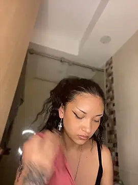 baby_lizy webcam