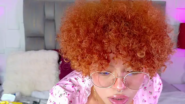 KeiryGinger webcam