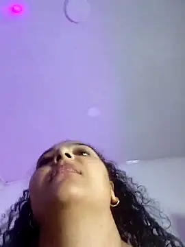 _aithanaa_ webcam